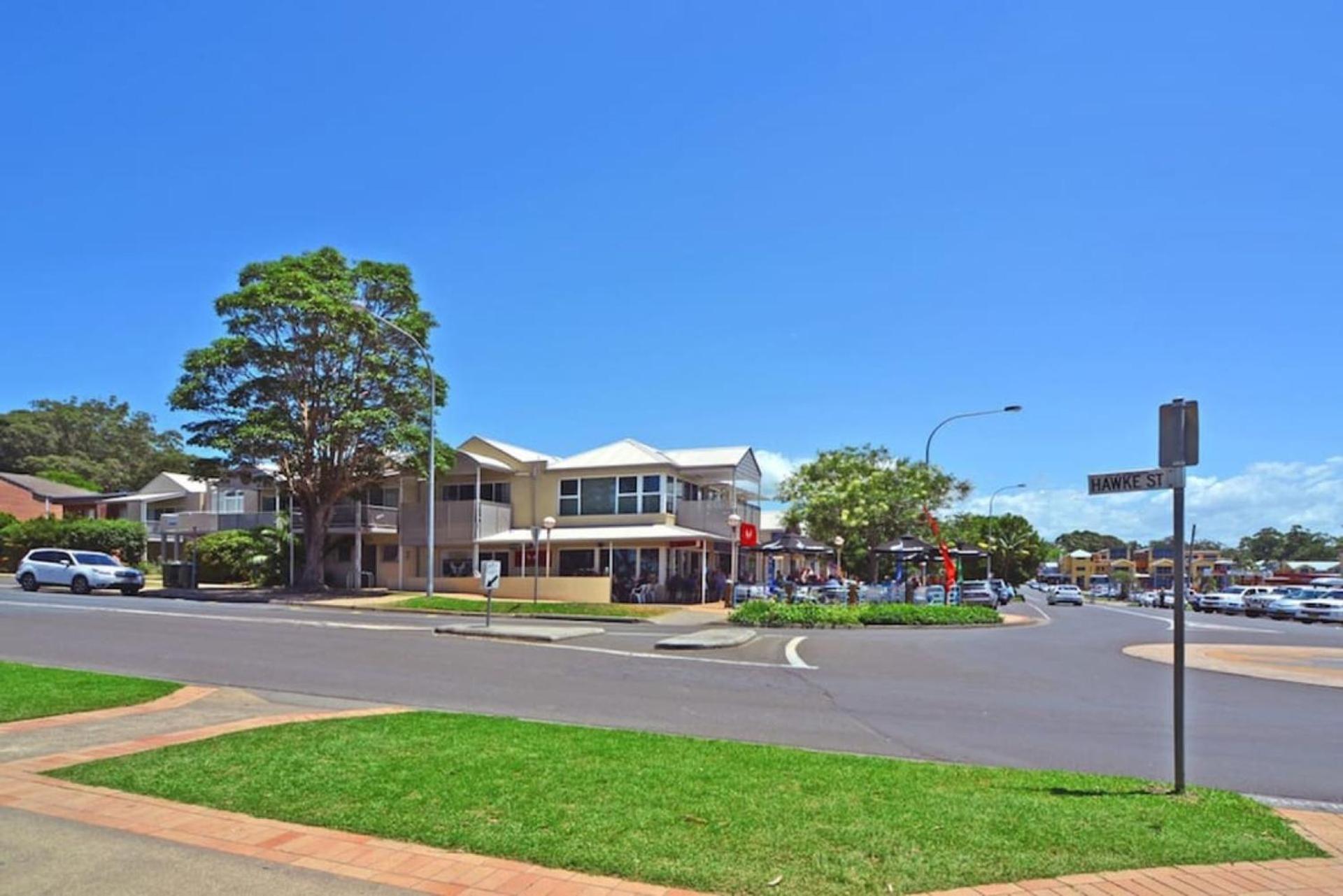 Simply The Best - Couple Getaway In Huskisson Apartment Exterior photo